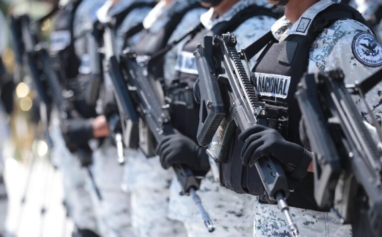 En Oaxaca, pobladores agreden a elementos de Guardia Nacional con piedras en operativo