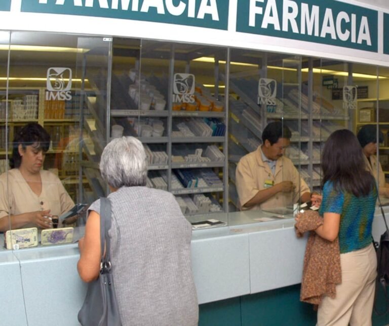 El desabasto de medicamentos en el IMSS, un viejo problema