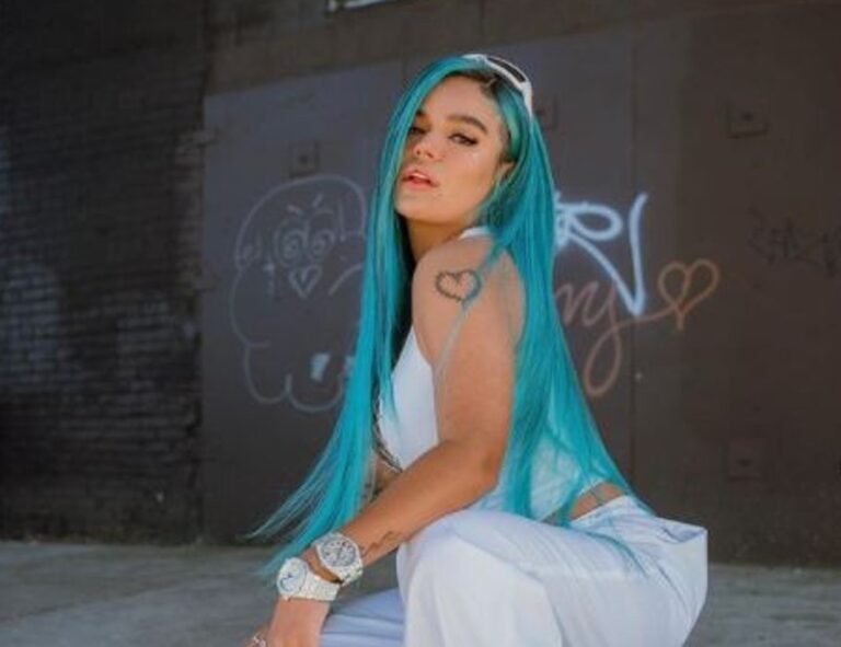 Así fue la impresionante caída de Karol G durante un concierto en Miami