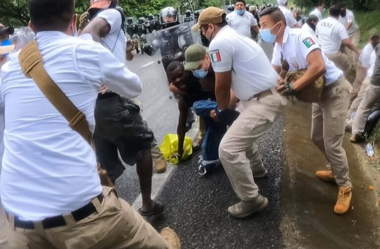 AMLO, “igual que Trump”