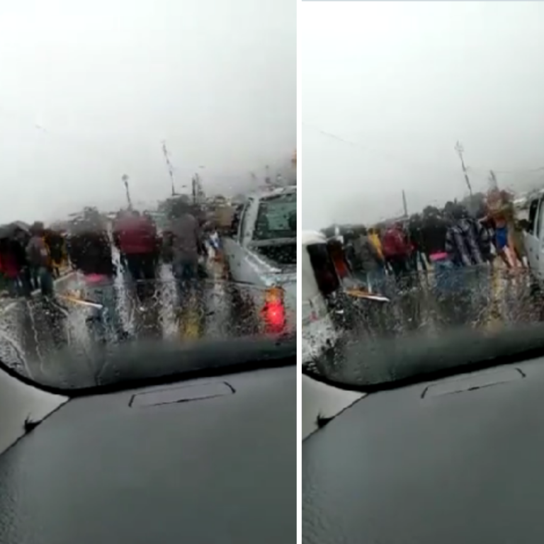 Manifestantes en Oxchuc, Chiapas, golpean a turista rusa por no pagar cuota: VIDEO