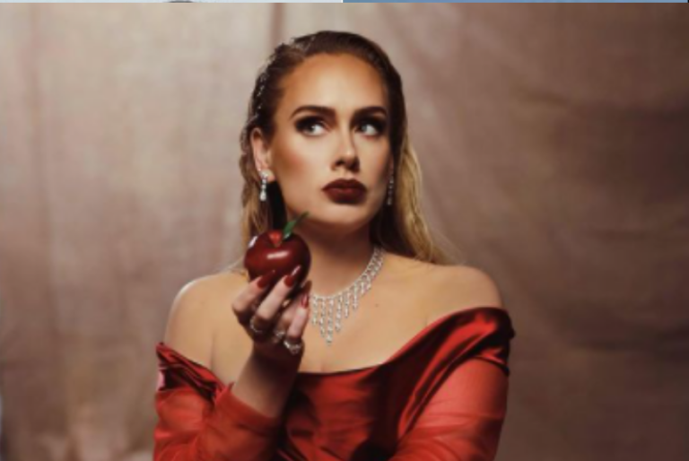 Así de extravagante es la nueva mansión de Adele: VIDEO