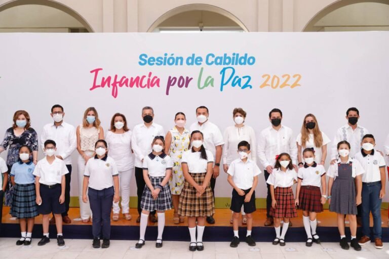 Renán Barrera preside la instalación del Cabildo “Infancia por la Paz 2022”