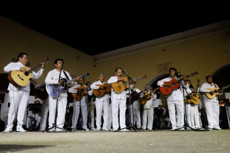 En su día, honran a los trovadores yucatecos 