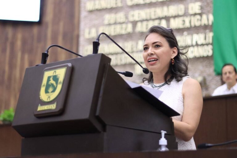 Entregan el mérito “A la Excelencia Docente del Estado de Yucatán”