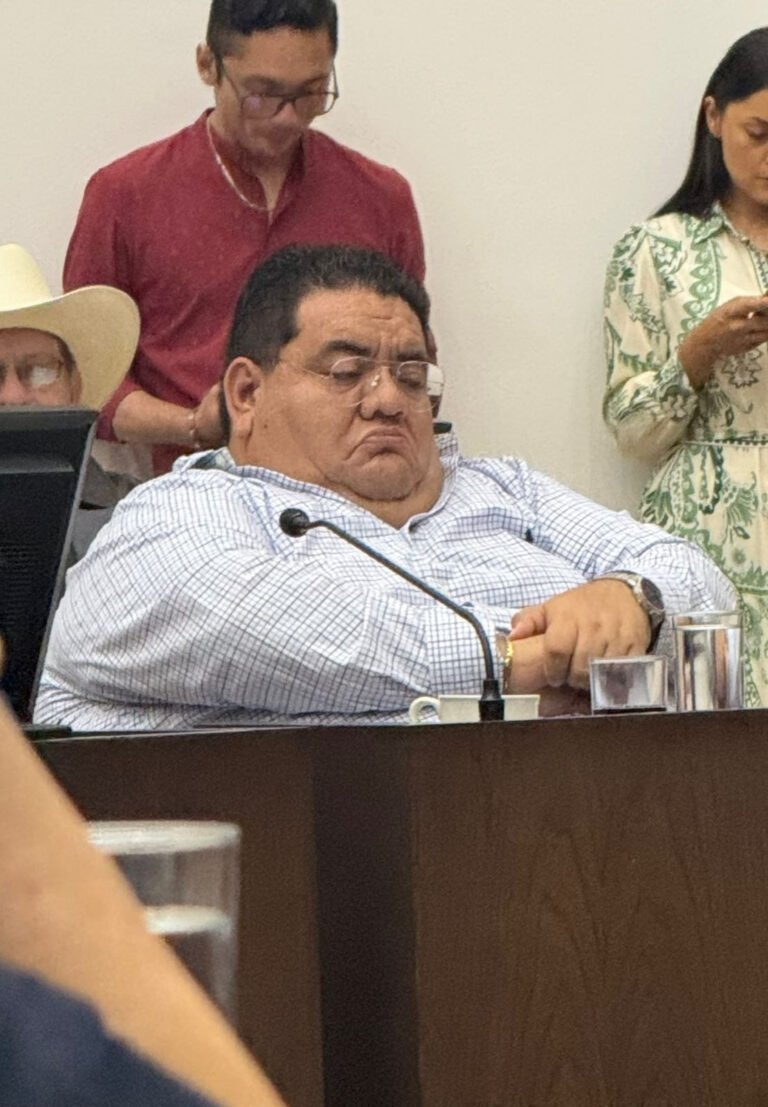 Entre cifras y bostezos: diputados desatienden comparecencias del gabinete estatal en el Congreso