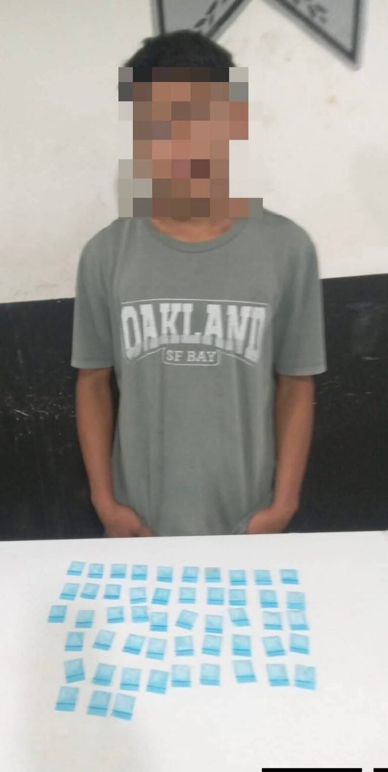 Adolescente es asegurado tras persecución en Espita; llevaba más de 50 dosis de presunta droga