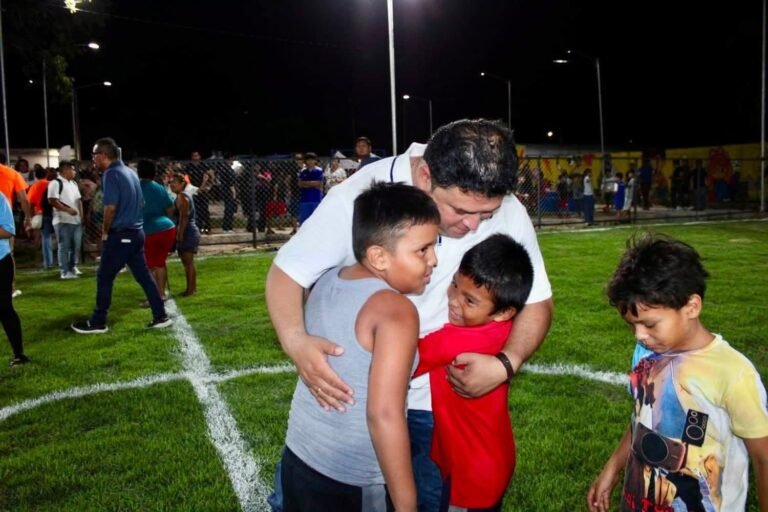 Kanasín transforma espacios públicos y recupera áreas para las familias