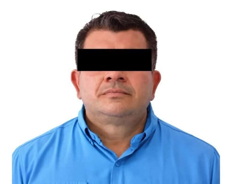 Detienen en Cancún a jefe de la Policía Turística; sería requerido por autoridades federales